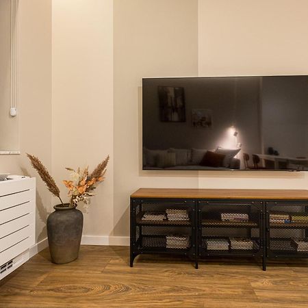 South 22 - Brand New Modern 1Bd Apt In Sofia Center Apartment ภายนอก รูปภาพ