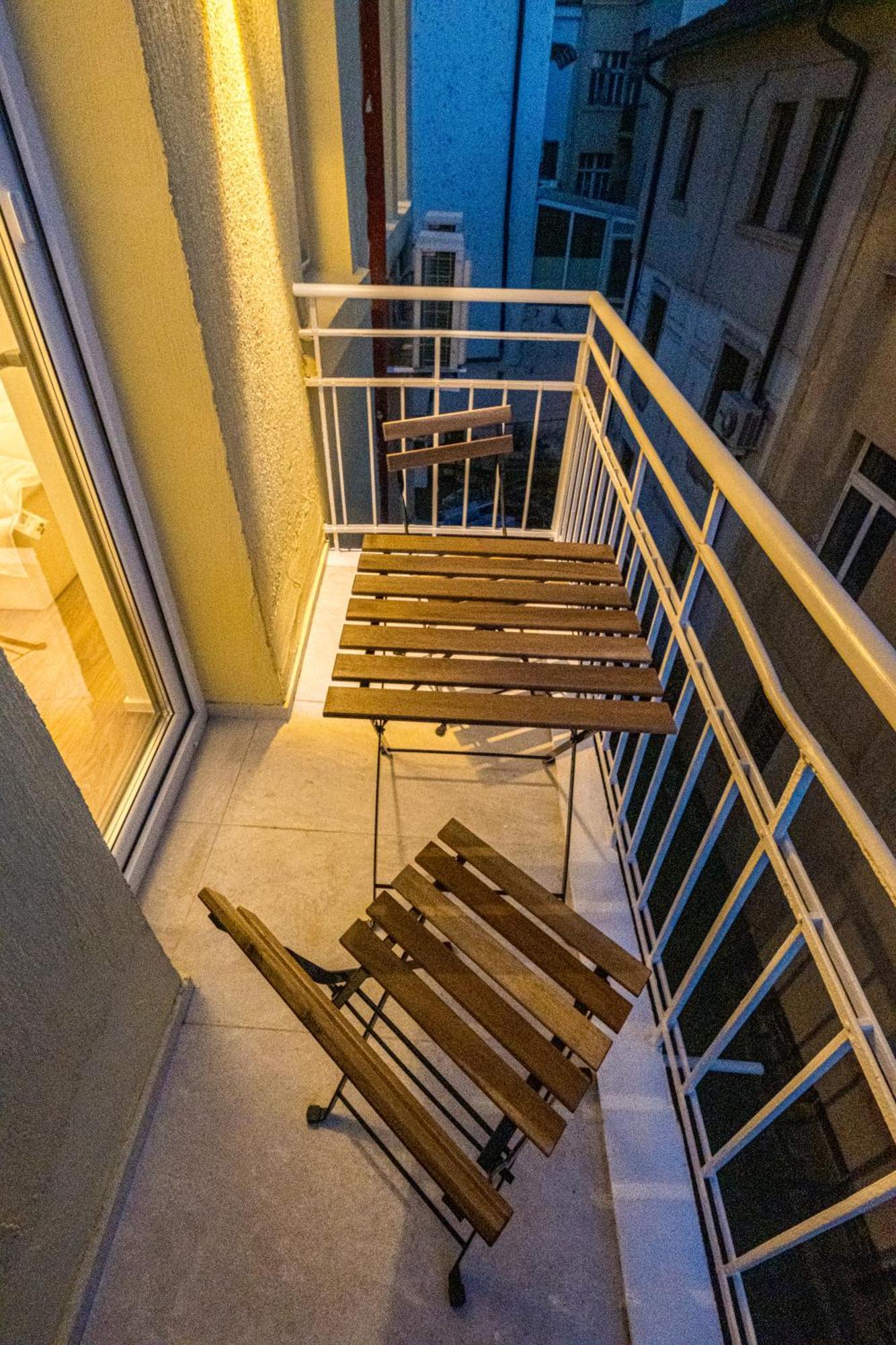 South 22 - Brand New Modern 1Bd Apt In Sofia Center Apartment ภายนอก รูปภาพ
