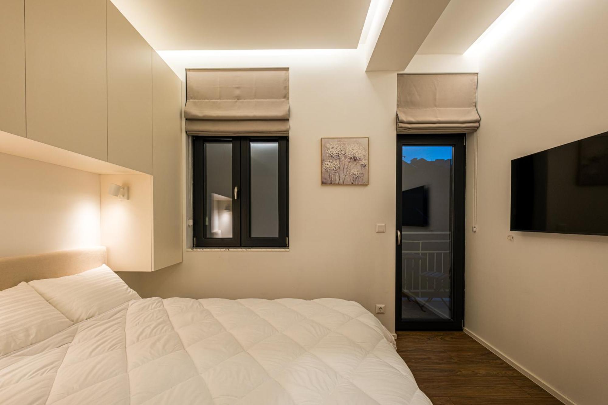 South 22 - Brand New Modern 1Bd Apt In Sofia Center Apartment ภายนอก รูปภาพ